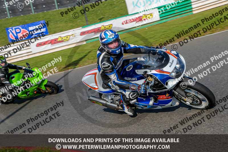 PJM Wedding Photography;enduro digital images;event digital images;eventdigitalimages;mallory park;mallory park photographs;mallory park trackday;mallory park trackday photographs;no limits trackdays;peter wileman photography;racing digital images;trackday digital images;trackday photos